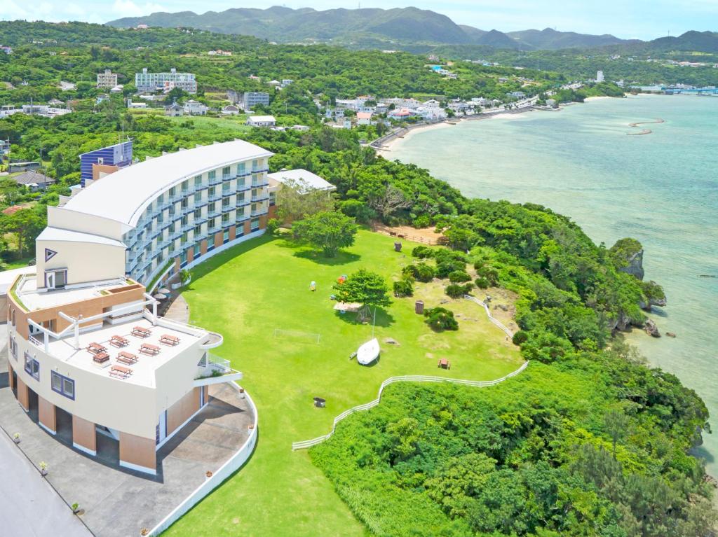 Marine Piazza Okinawa photo 2