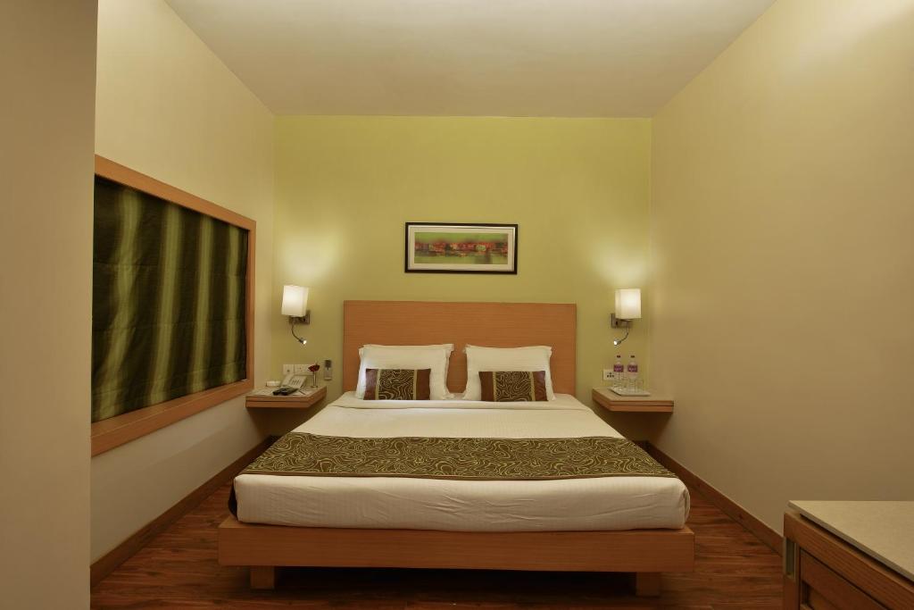Двухместный (Deluxe Room - 25% Discount on food and soft beverage, 15% on laundry), Comfort Inn Heritage
