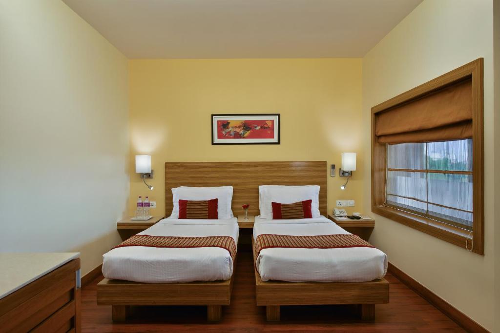Двухместный (Deluxe Room - 25% Discount on food and soft beverage, 15% on laundry), Comfort Inn Heritage