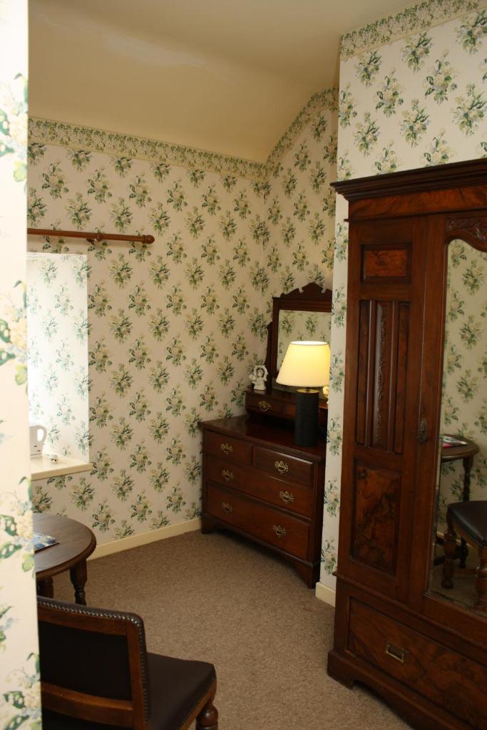 Woodhill House photo 3
