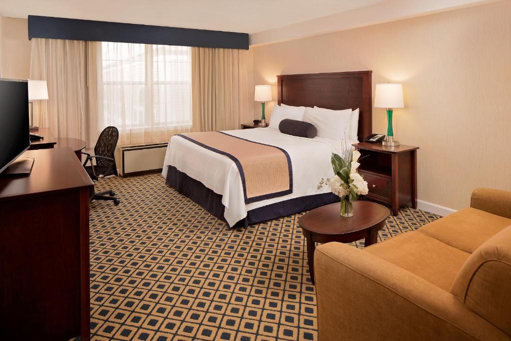 Westford Regency Inn & Conference Center image