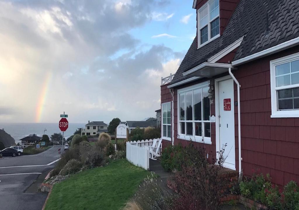 Trinidad Bay Bed and Breakfast Hotel photo 3