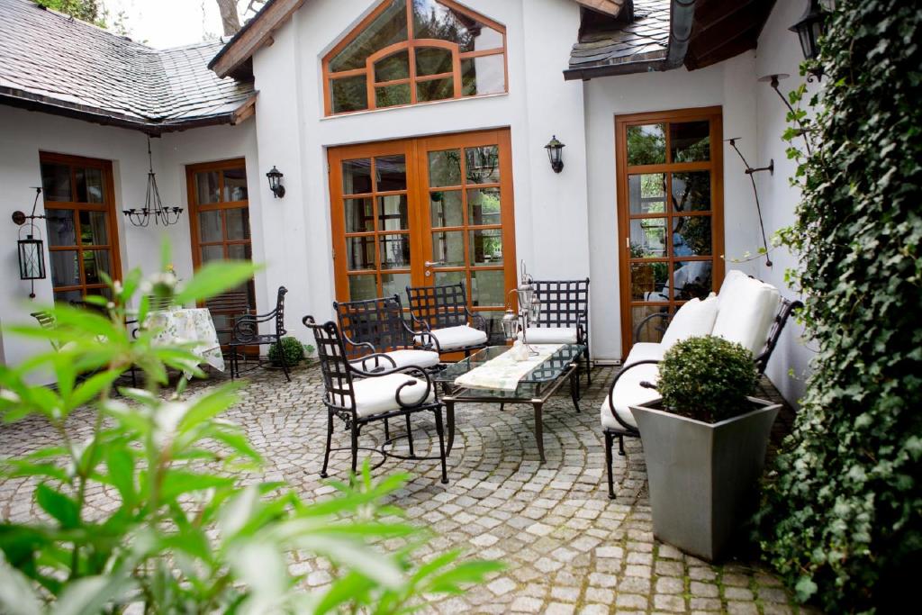 Gasthof Bischofsmühle photo 1