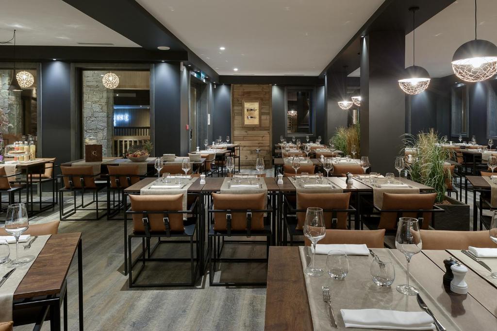 Mammoth Lodge by Alpine Residences photo 3