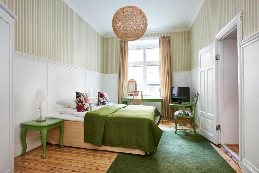 Четырехместный (Четырехместный номер с собственной ванной комнатой), Hotel Hornsgatan