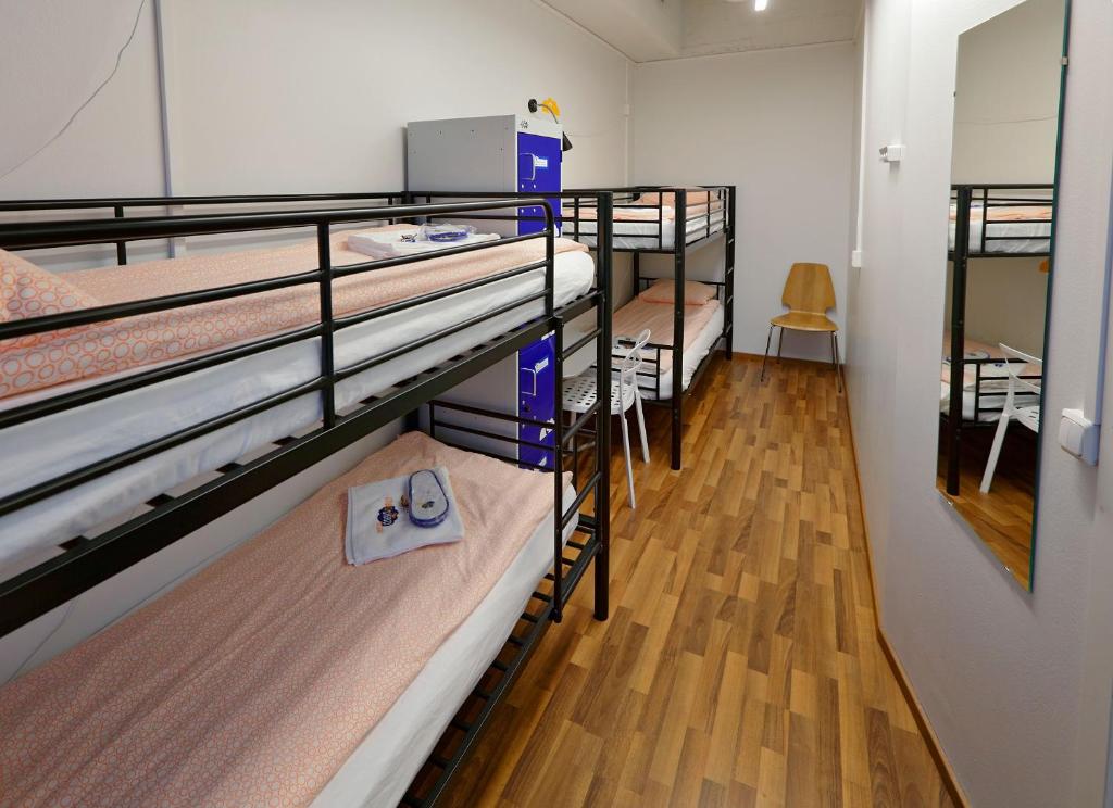 Номер (Кровать в общем 4-местном номере для мужчин и женщин), CheapSleep Hostel Helsinki
