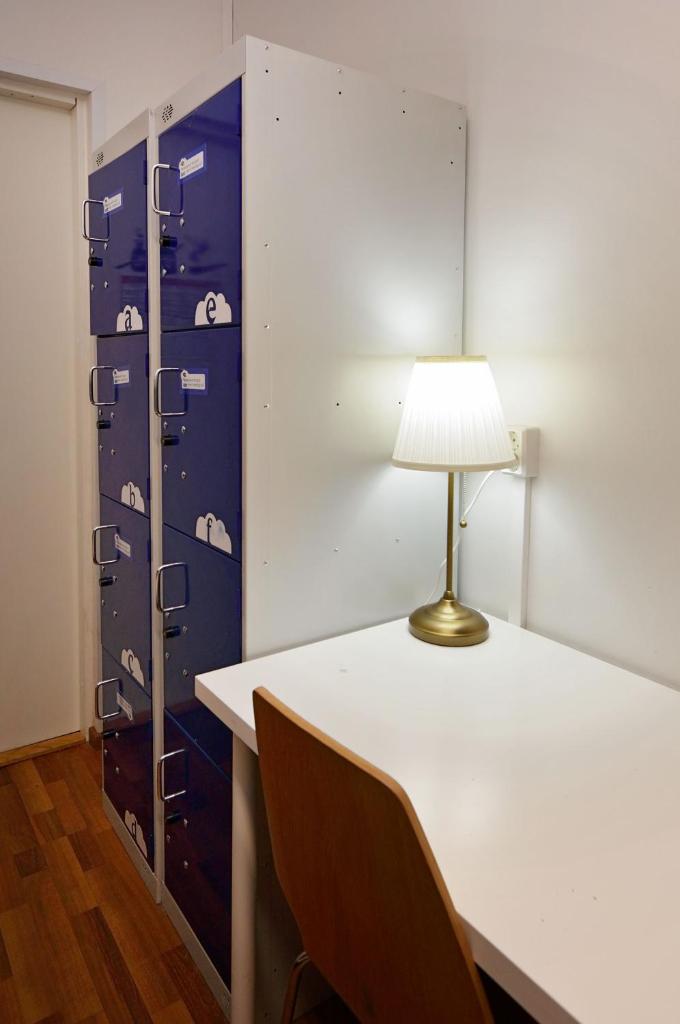 Номер (Кровать в общем 6-местном номере для мужчин и женщин), CheapSleep Hostel Helsinki