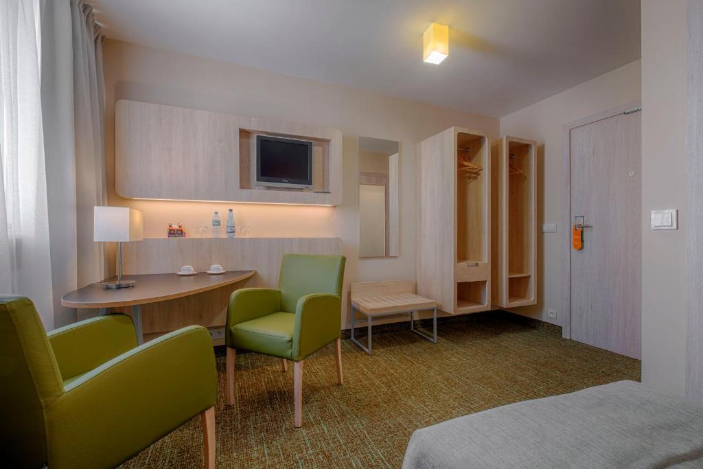 Одноместный (Одноместный номер «Премиум»), Hotel Reytan