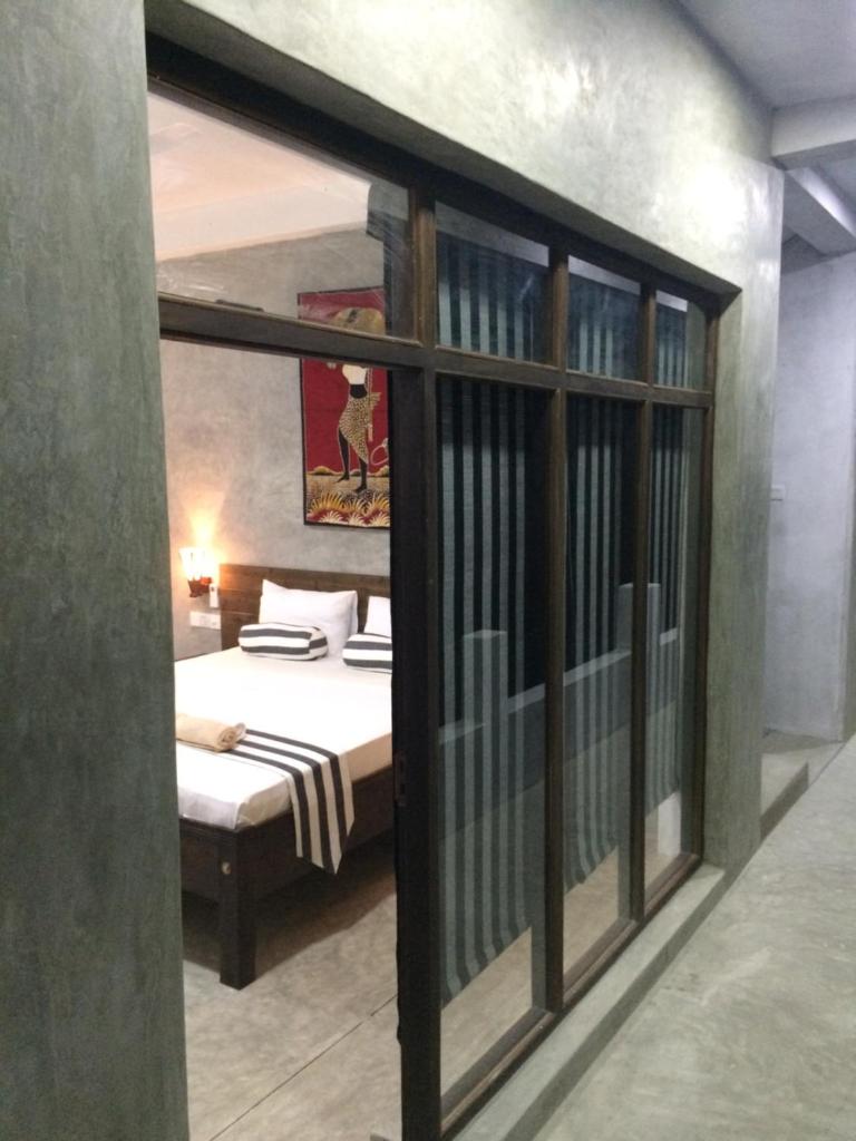 Двухместный (Deluxe Double Room with Balcony & Canal View), Green Wood Villa Negombo
