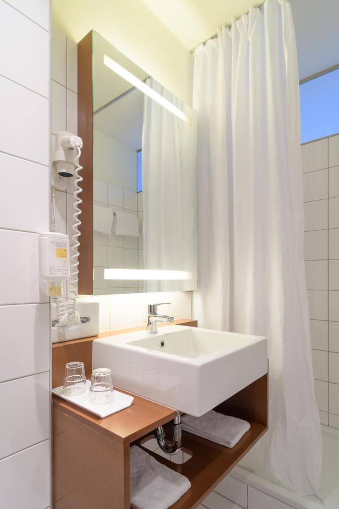 Двухместный (Двухместный номер с 2 отдельными кроватями), 7 Days Premium Hotel Vienna.