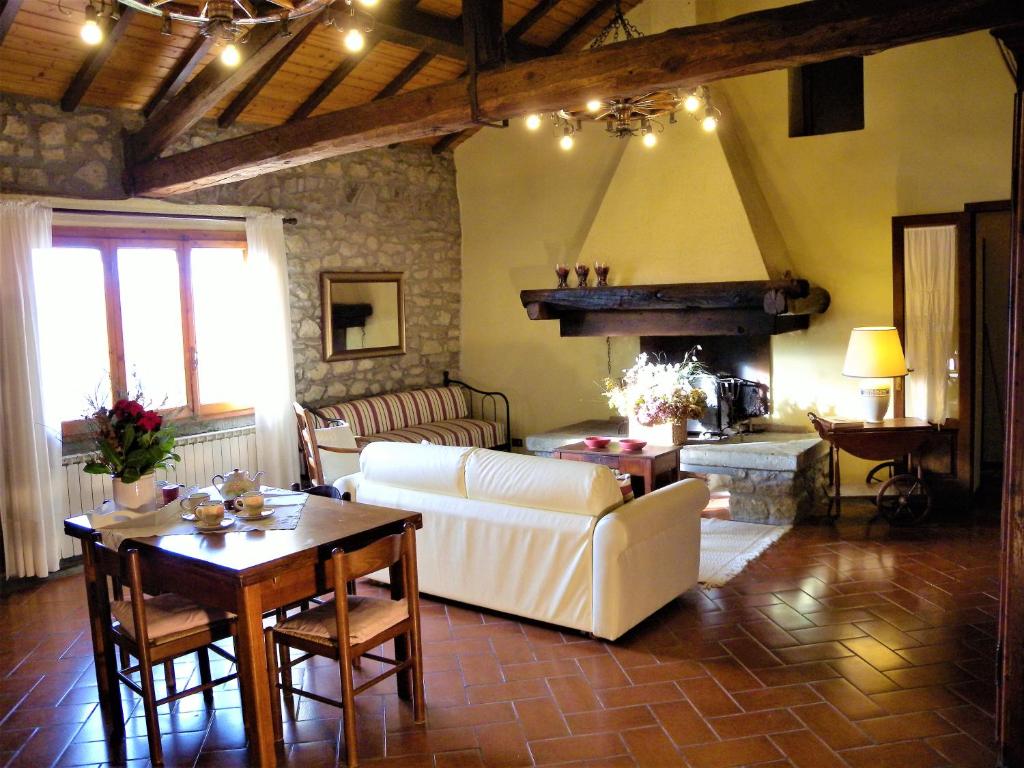 Agriturismo il Gufo - Tap to explore photos