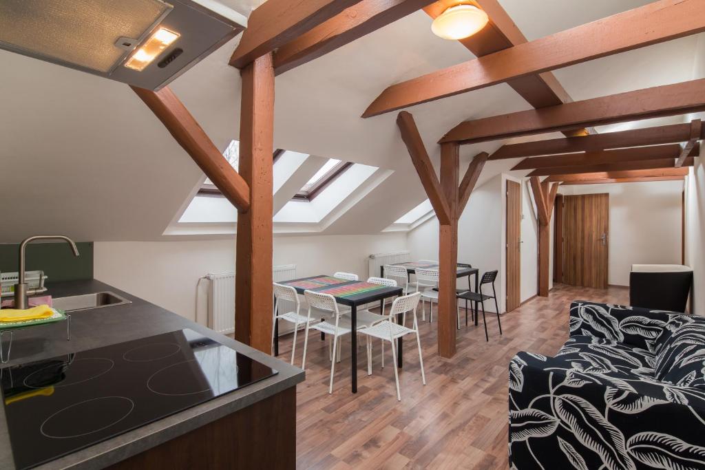 Апартаменты (Апартаменты с 3 спальнями), Хостел Easy Housing