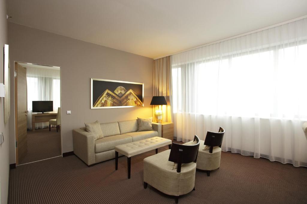Сьюит (Люкс), H4 Hotel Berlin Alexanderplatz