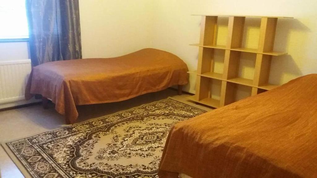 Nice spacious home photo 2