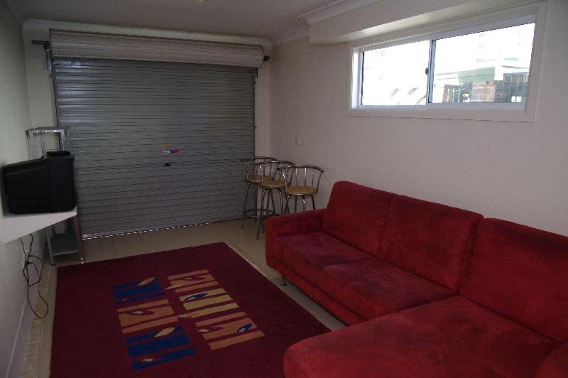Beach Club 1, 5 Gowing Street photo 1