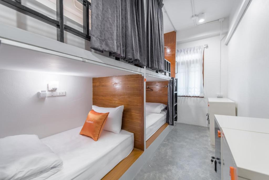 Номер (Кровать в общем номере для женщин с 4 кроватями), Tiny Taladnoi Hostel
