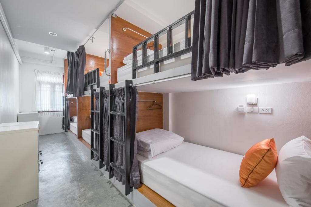 Номер (Кровать в общем 6-местном номере для женщин), Tiny Taladnoi Hostel