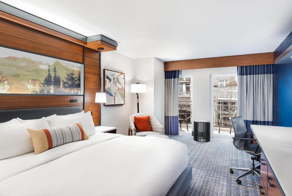 The Heathman Hotel image