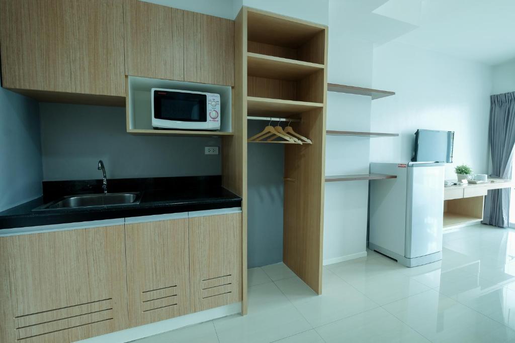 Thongchen Residence photo 3