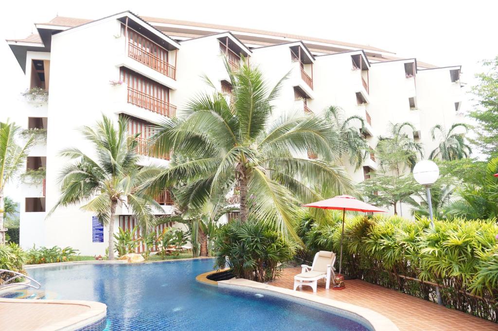 The Oriental Tropical Beach at VIP Resort photo 3
