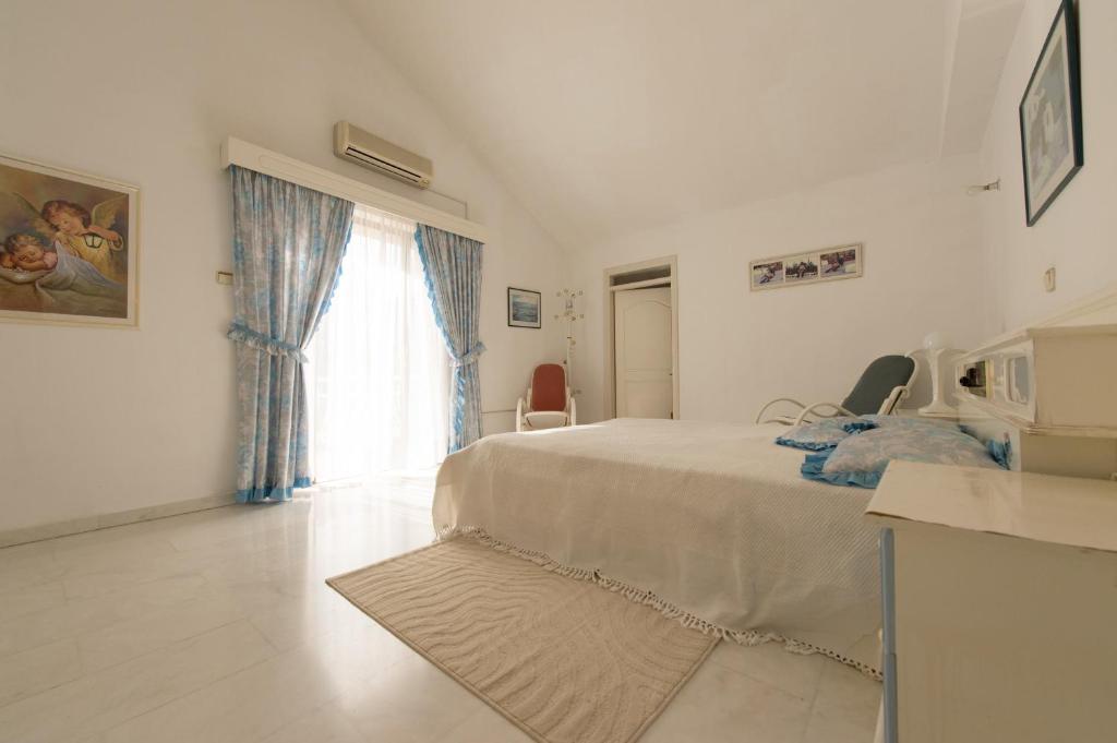 Kiriaki House photo 2
