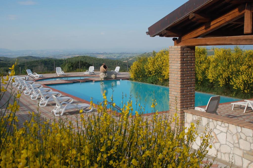 Bio Agriturismo Olivastrella photo 1