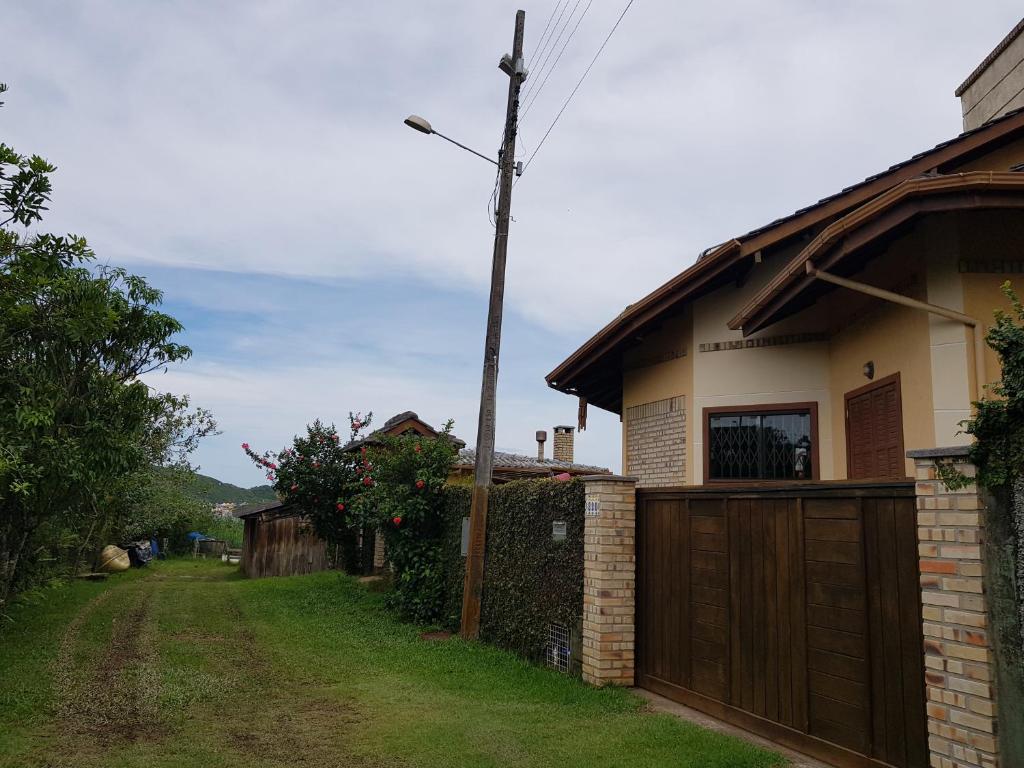 Casa da Márcia - Guarda do Embaú photo 1