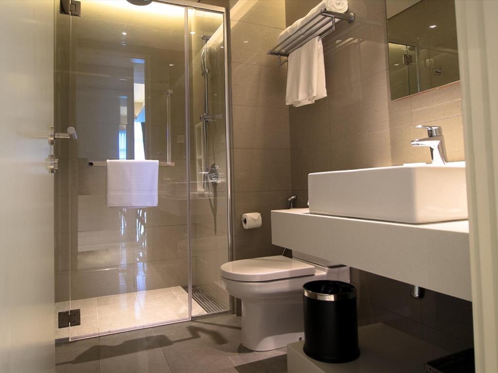 Апартаменты (Two-Bedroom Suite (The Executive)), Tribeca Hotel and Serviced Suites