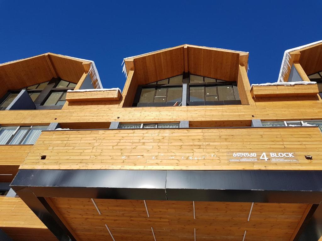 Gudauri Redco Block 4/304 photo 3