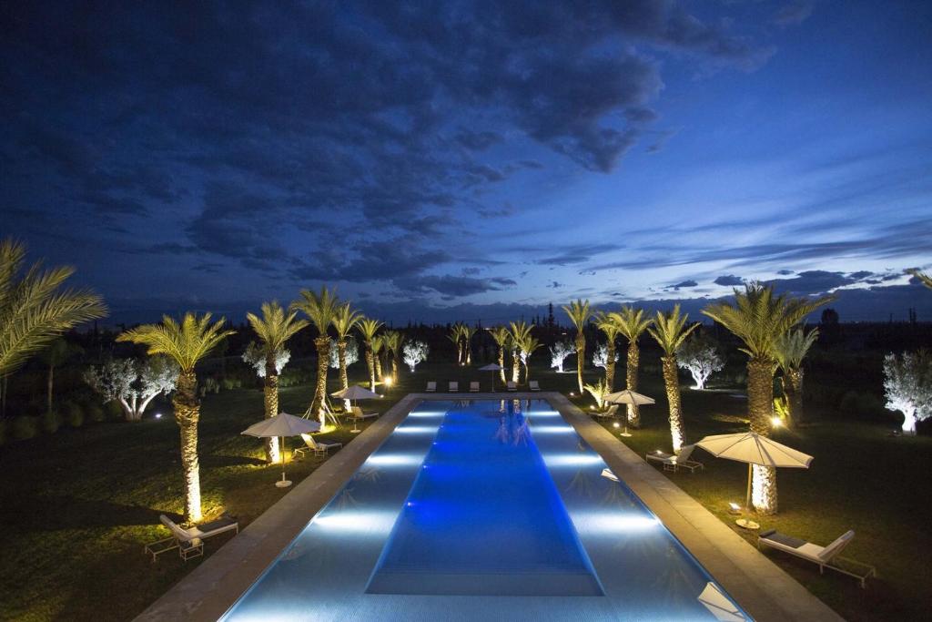 Adnaa - Modern Villa with 2 pools, sauna, hammam, tennis court & home cinema photo 1