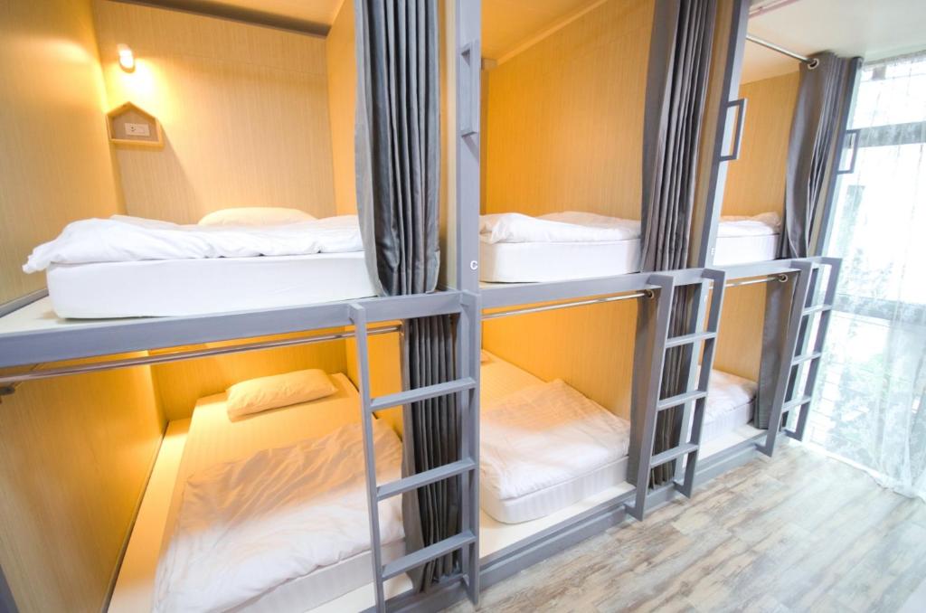 Номер (Кровать в общем 6-местном номере для мужчин и женщин), Good Day Hostel