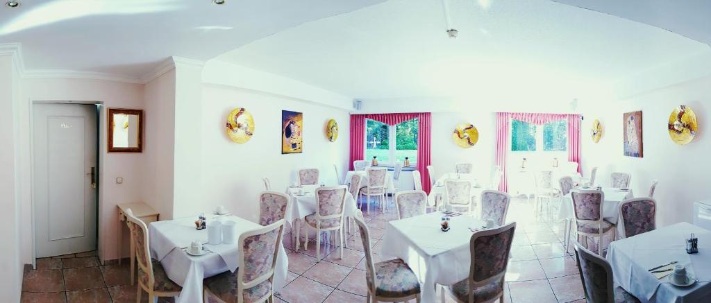 Wald-Hotel photo 3