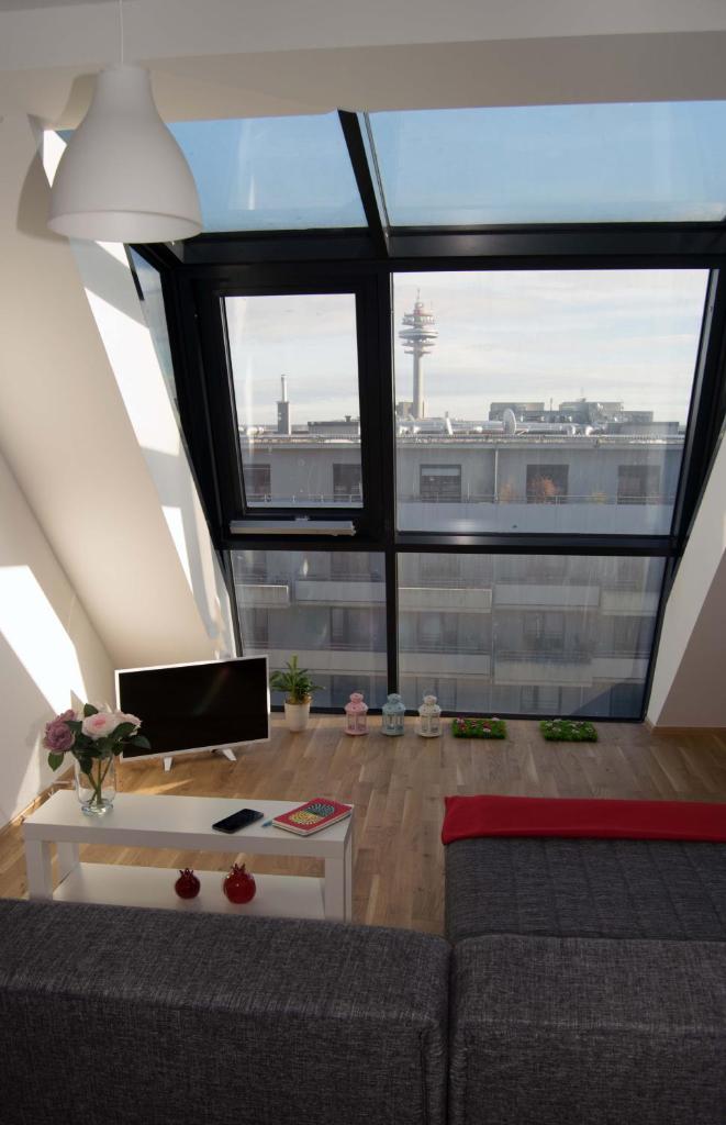 Апартаменты (Апартаменты в пентхаусе с 2 спальнями), Betariel Apartments S22