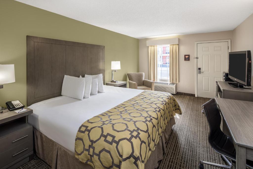 Baymont by Wyndham Cleveland photo 2