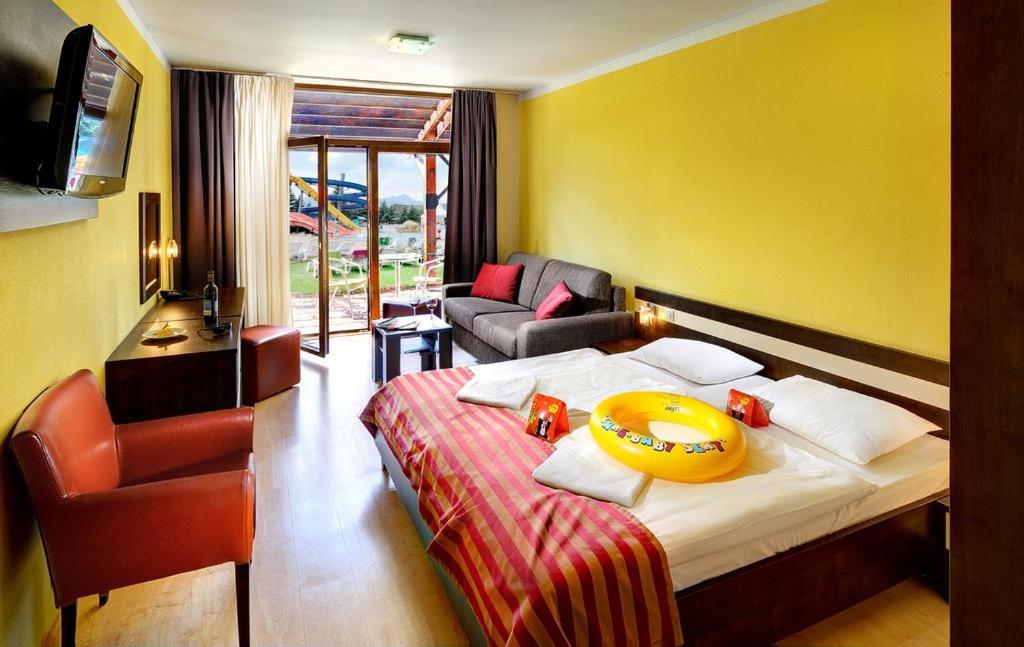 Wellness Hotel Bešeňová photo 2