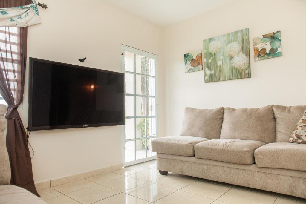 Arenales Vacational House photo 3
