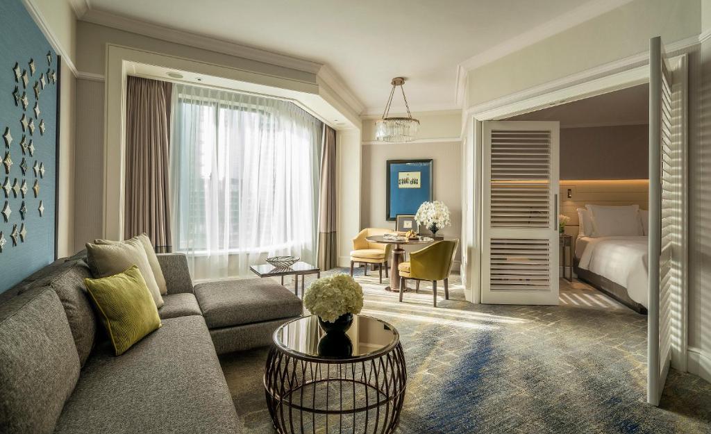 Four Seasons Hotel Singapore photo 1