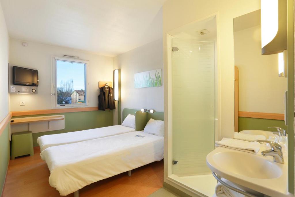 First Inn Hotel photo 4
