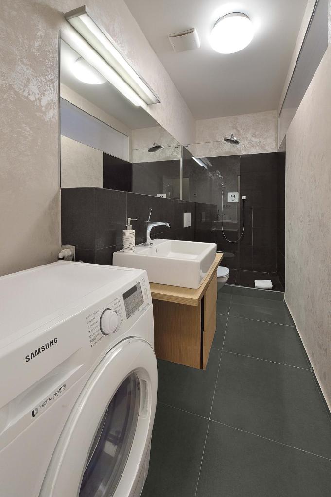 Апартаменты (Апартаменты Делюкс с балконом), Charming&Cozy-Ambiente Apartments