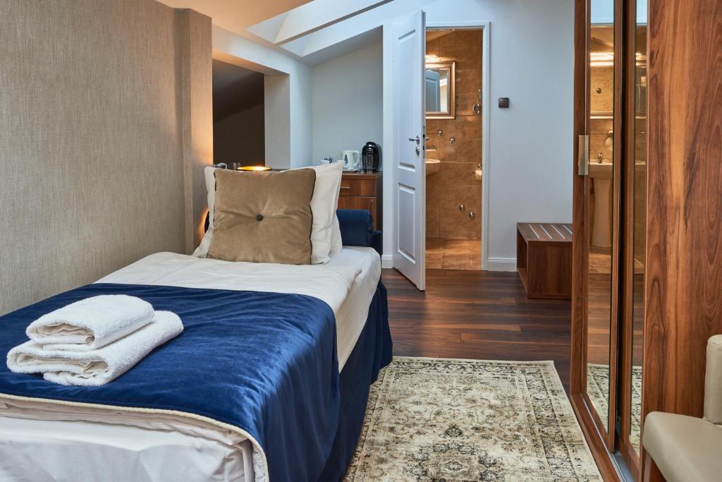 Двухместный (Двухместный номер Делюкс с 2 отдельными кроватями), Hotel Fortuna Bis