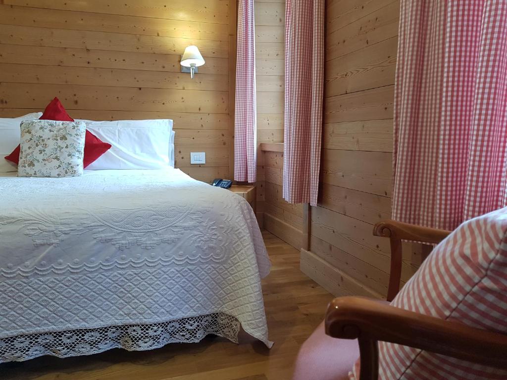 Hotel Pedretti photo 2