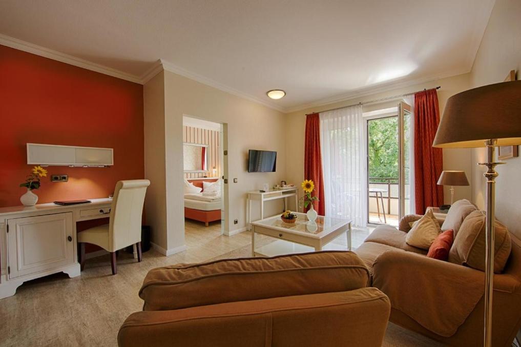Сьюит (Полулюкс с видом на сад), Sonnenhotel Amtsheide