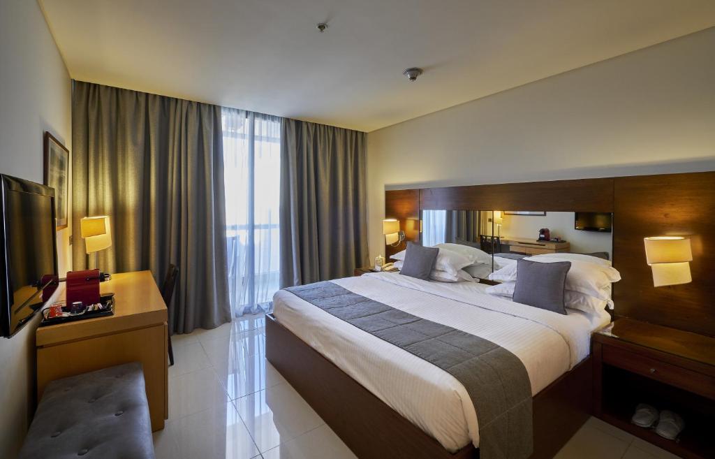 Coral Beach Hotel And Resort Beirut photo 4