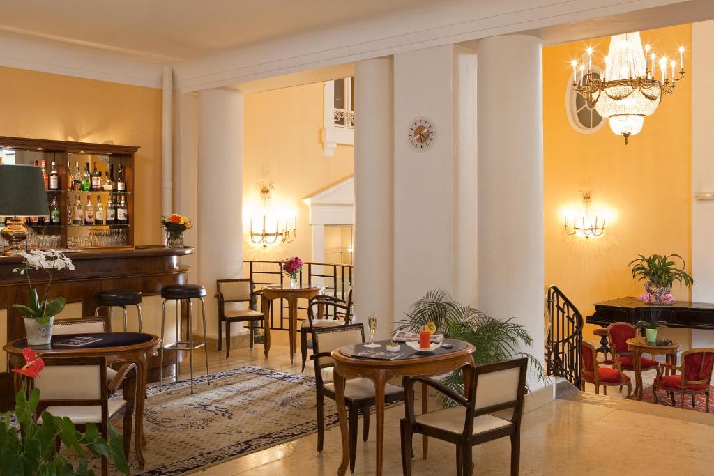 Hotel Royal Saint-Mart photo 1