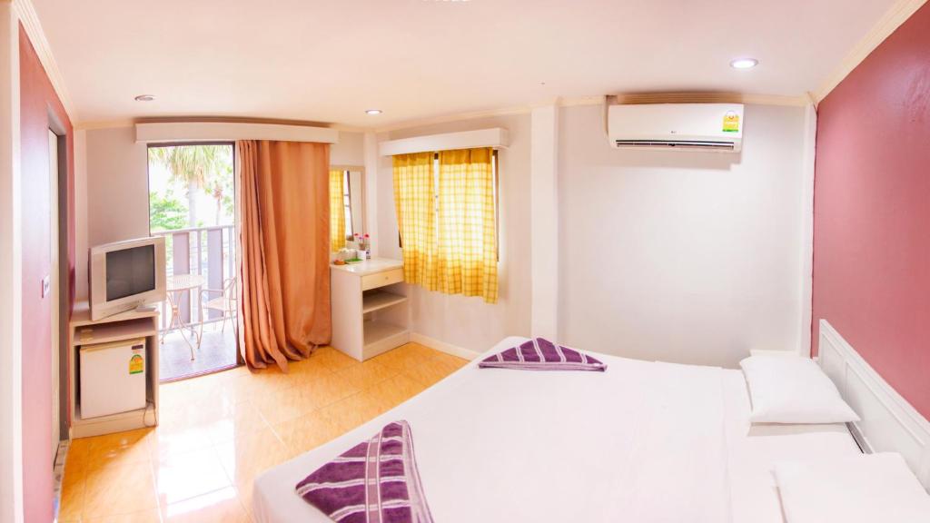 Двухместный (Улучшенный двухместный номер с 1 кроватью), GI Guest House