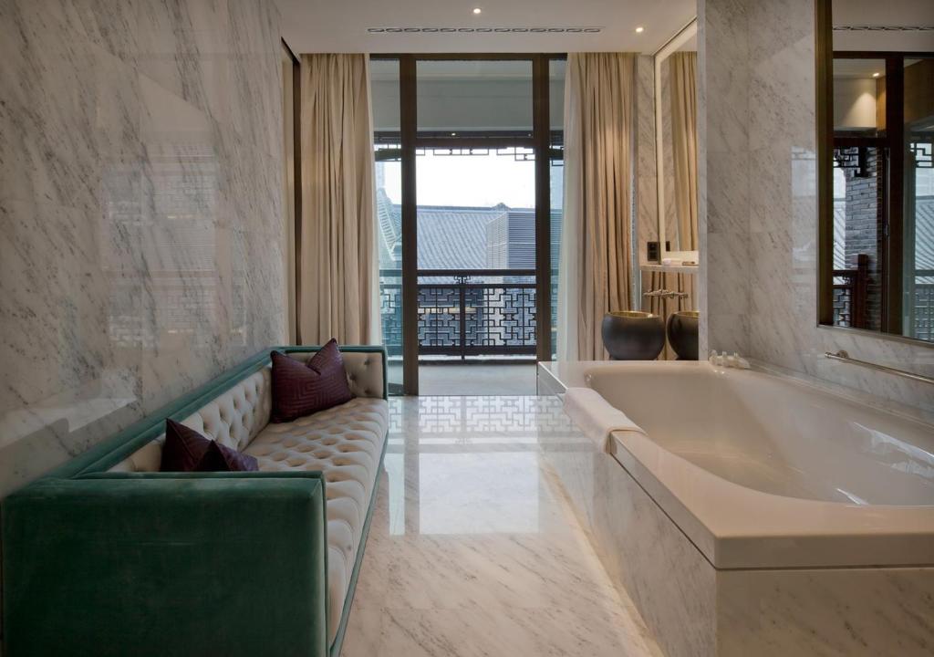 Сьюит (Люкс «Чэнду»), Diaoyutai Boutique Hotel Chengdu
