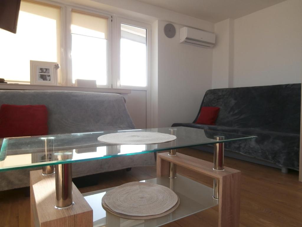 Alma Apartments photo 2