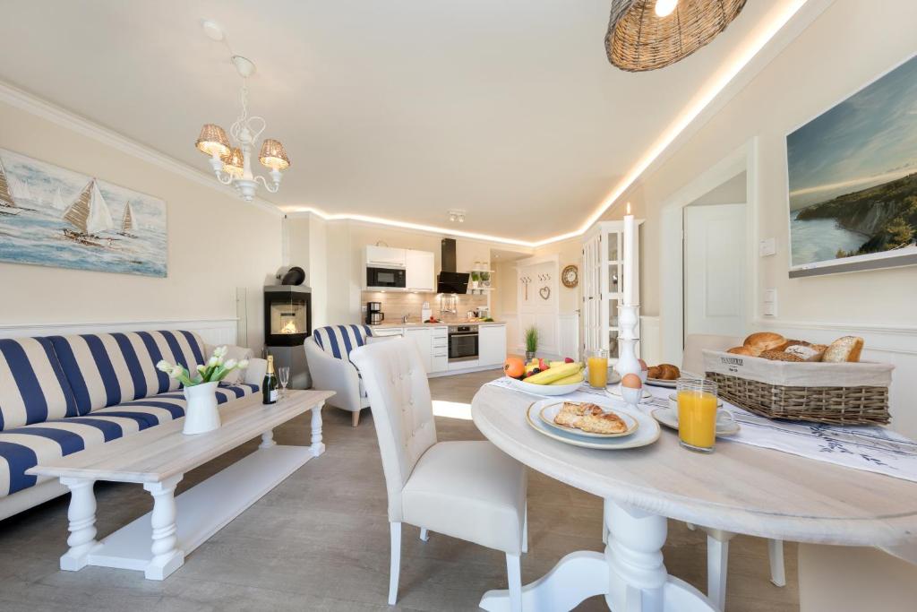 Villa Strandblick 12 photo 3