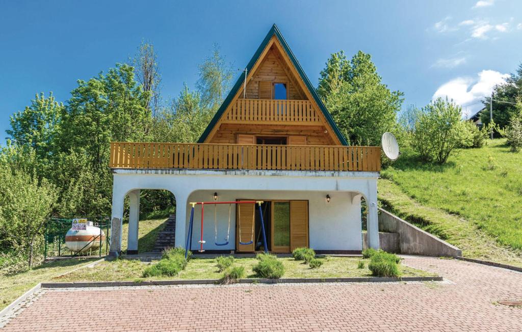 House with Pool and Sauna photo 4