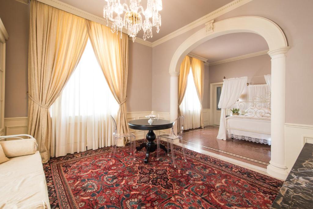 Villa Le Magnolie - Tap to explore photos